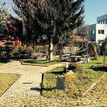 1 Mit Balkon