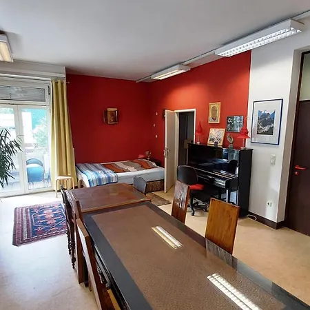 Apartamento 1 Zimmer Wohnung Mit Balkon *