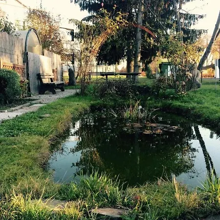 1 Mit Balkon דירה